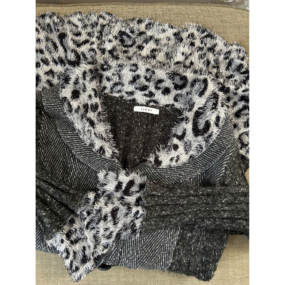 Witchy Whismigoth Gray Leopard Print Trim Knit Cardigan Jacket Size‎ M Grunge - Picture 5 of 7